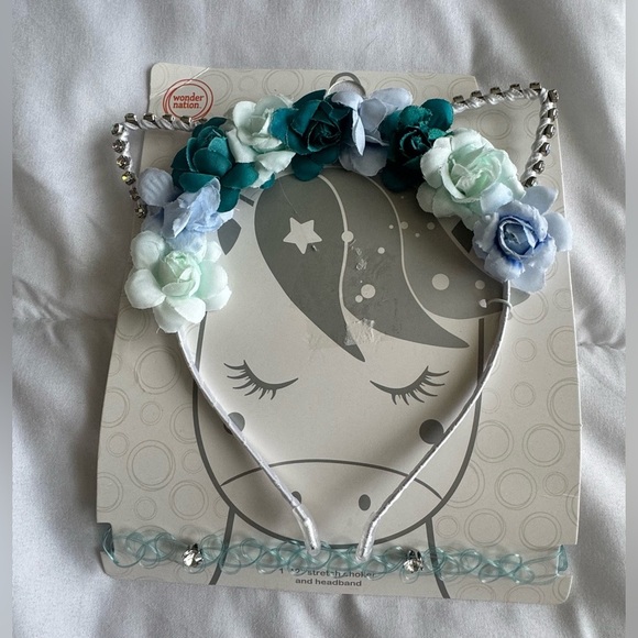 Kids Floral Headband and Bracelet Set - Picture 2 of 5